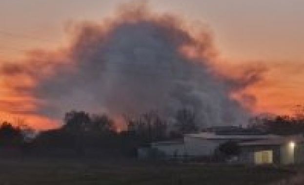 Локализиран е пожарът в завод "Арсенал" в Казанлък