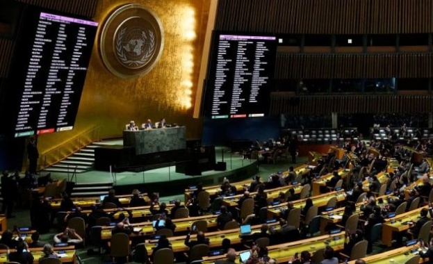 Общото събрание на ООН призова Русия да плати репарации на Украйна