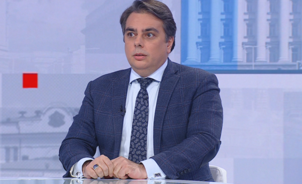 Асен Василев: Не е добре за България,ако се сформира кабинет тип „орел, рак и щука“ с третия мандат