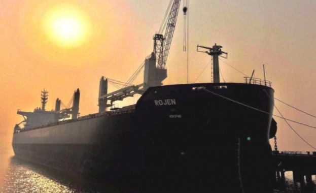 Българският кораб Рожен е в израелското пристанище Ашдод съобщава БНТ