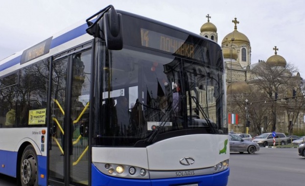 Градските автобуси във Варна с удължено работно време през лятото