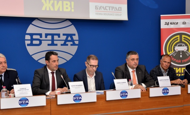 Министър Гвоздейков: Кандидатите за шофьори ще се явяват на изпити до 4 пъти в рамките на 6 месеца (Обновена)
