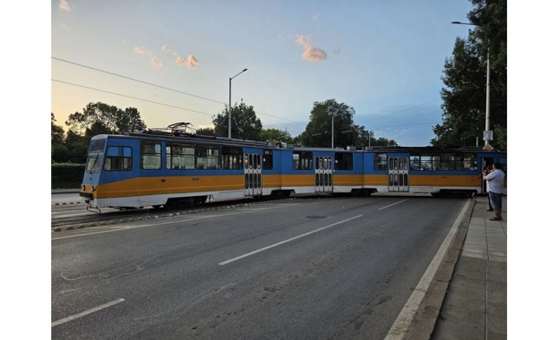 Поредица от инциденти с трамваи в София Във вторник вечерта