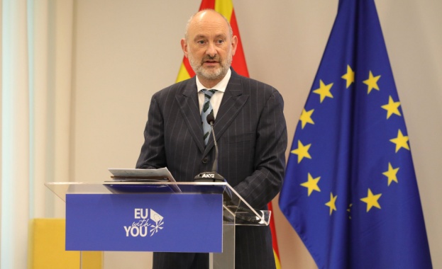 Посланикът на Европейския съюз в Скопие Дейвид Гиър подчерта пред