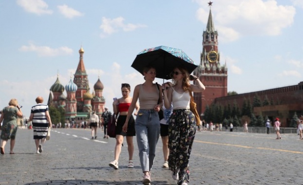 Русия е обхваната от едни от най големите горещини от