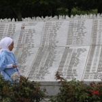 „В кадър“ по БНТ е филмът на Бойко Василев „Майки“ – Сребреница 29 години по-късно