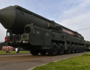 Русия провежда учения с мобилни ядрени ракетни установки "Ярс"