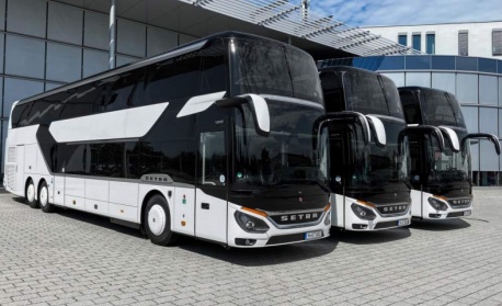 Двуетажните автобуси Setra са хит