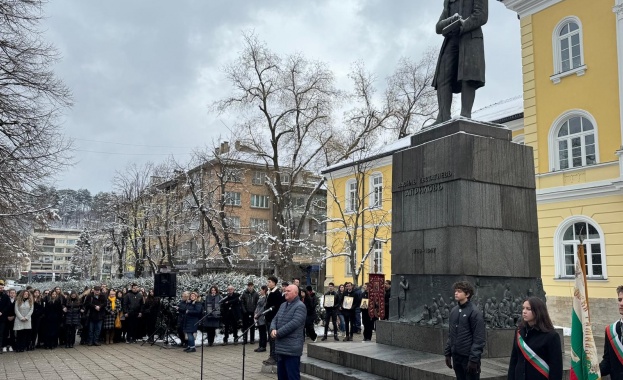 Априловската гимназия и днес е едно от водещите иновативни училища